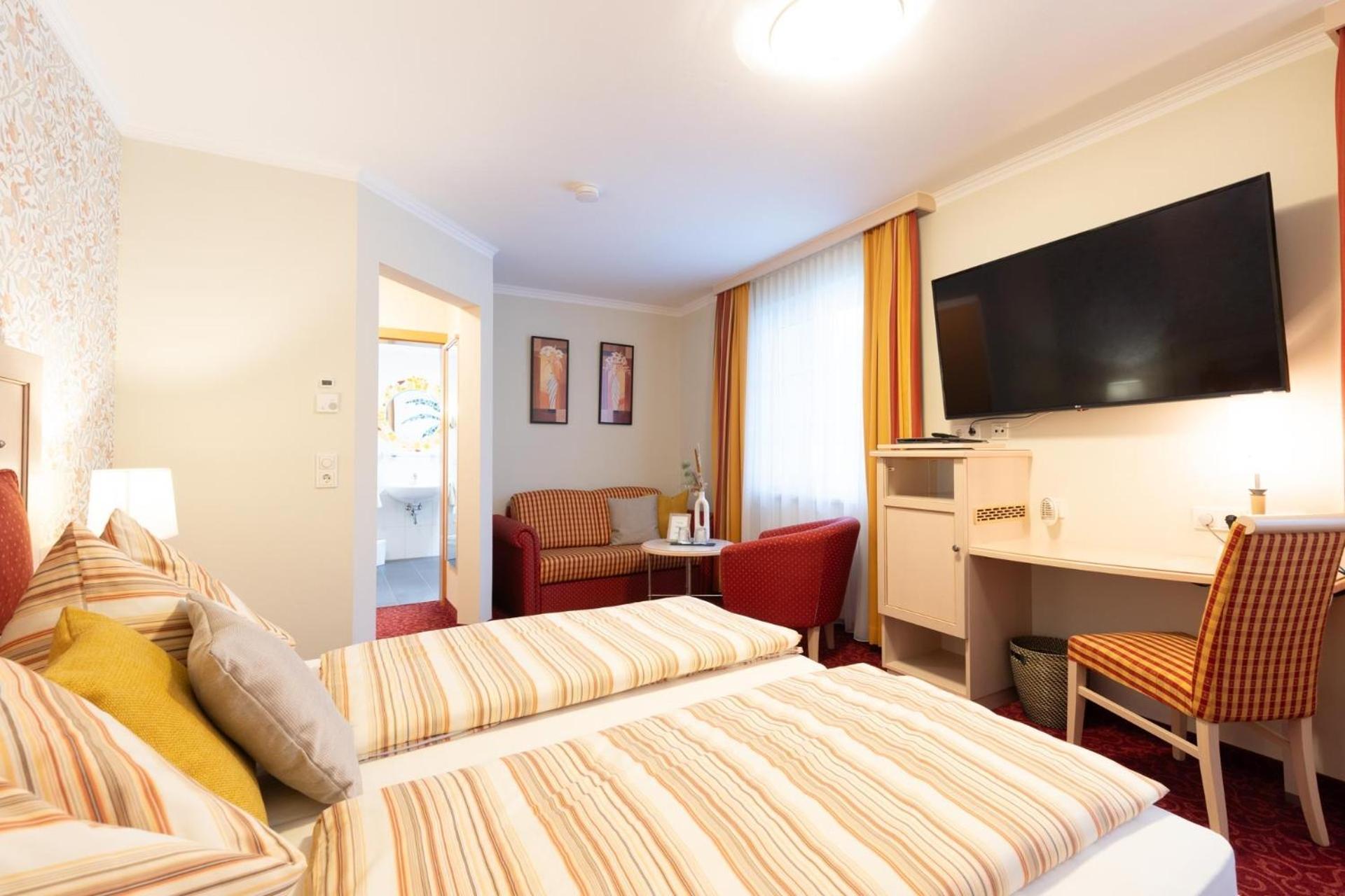 Schliefauhof Hotel Randegg Екстериор снимка