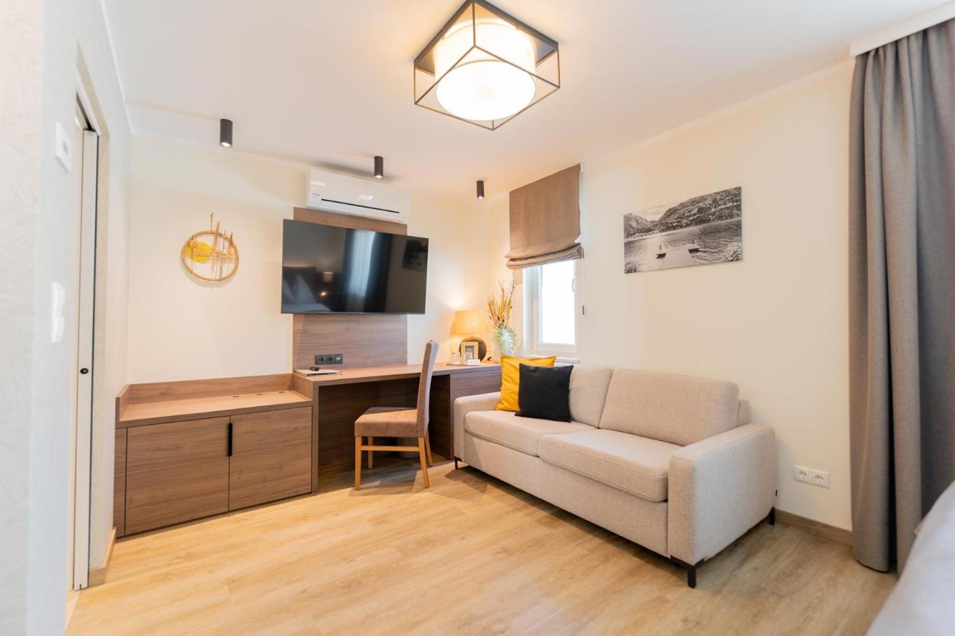 Schliefauhof Hotel Randegg Екстериор снимка