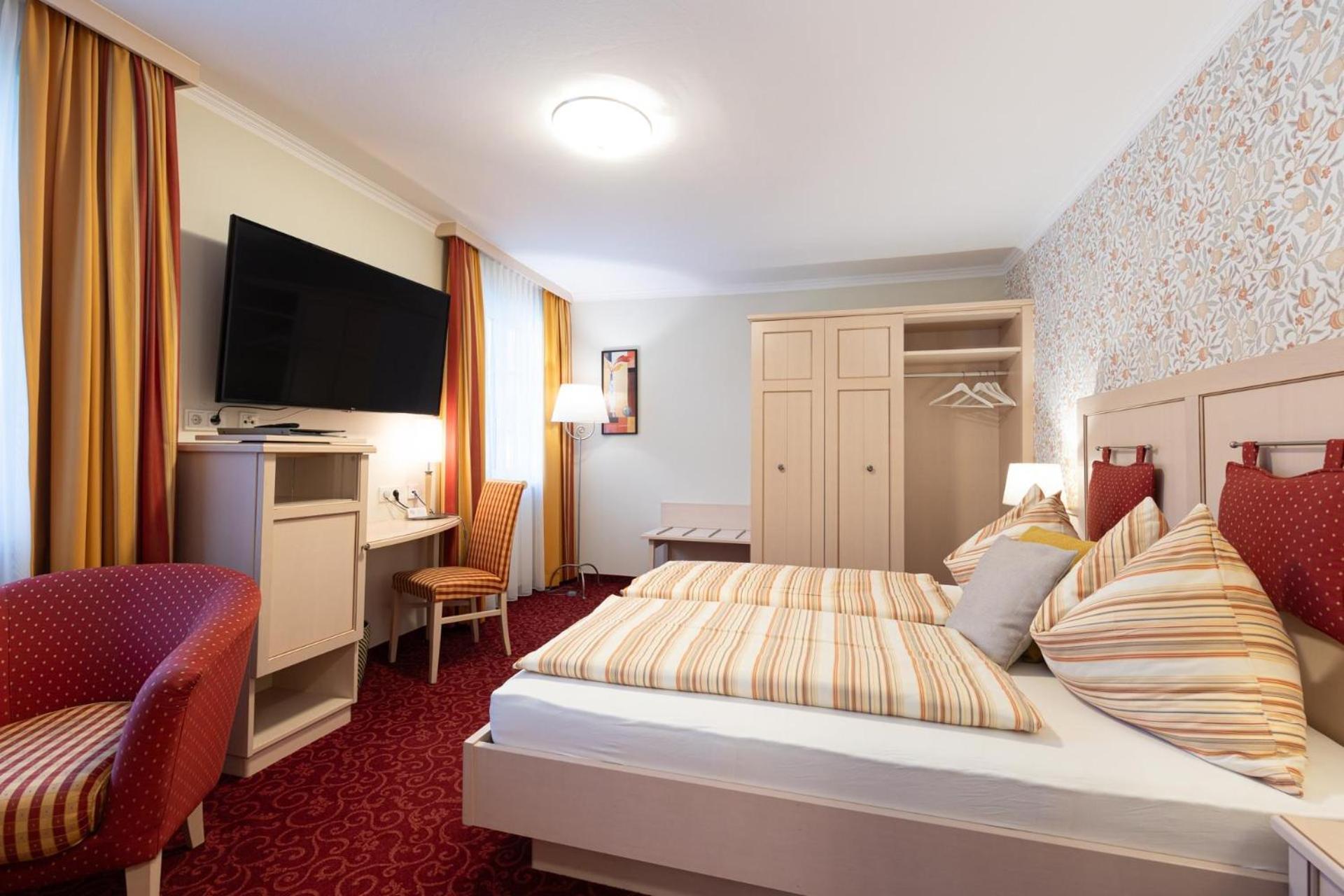 Schliefauhof Hotel Randegg Екстериор снимка