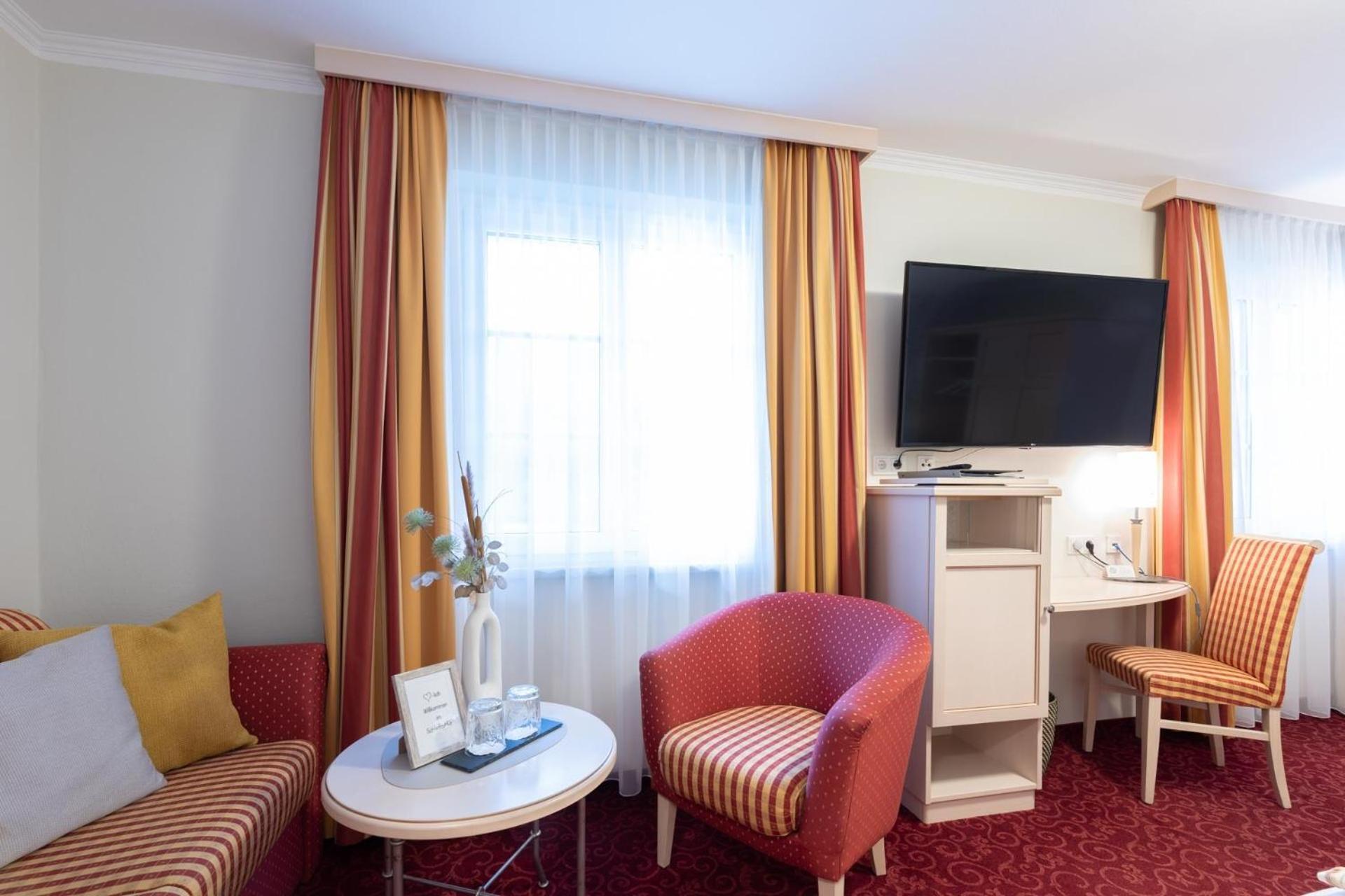 Schliefauhof Hotel Randegg Екстериор снимка